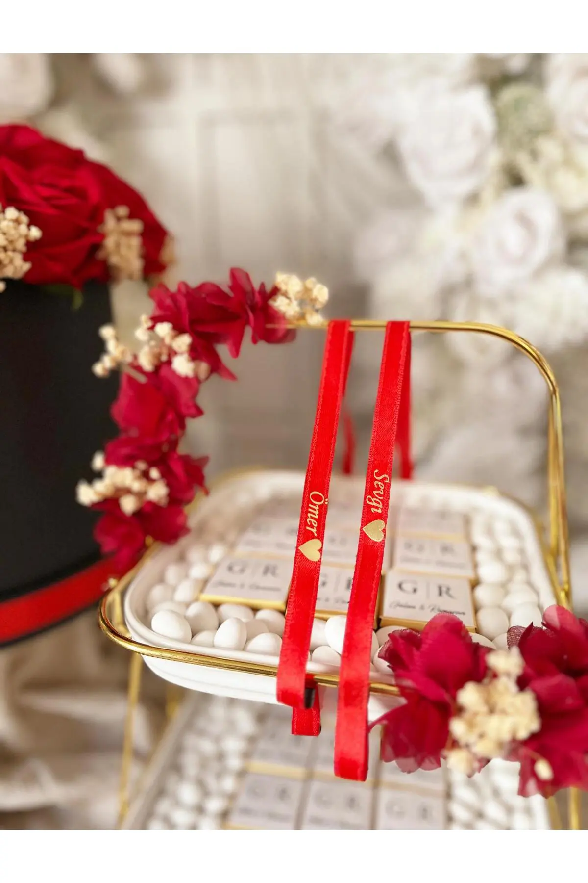 Nişan Seti 20li Kız İsteme Gülü 60lı İsimli Çikolatalık Alyans Kurdelesi ve Hediye 3 Gül - Görsel 4