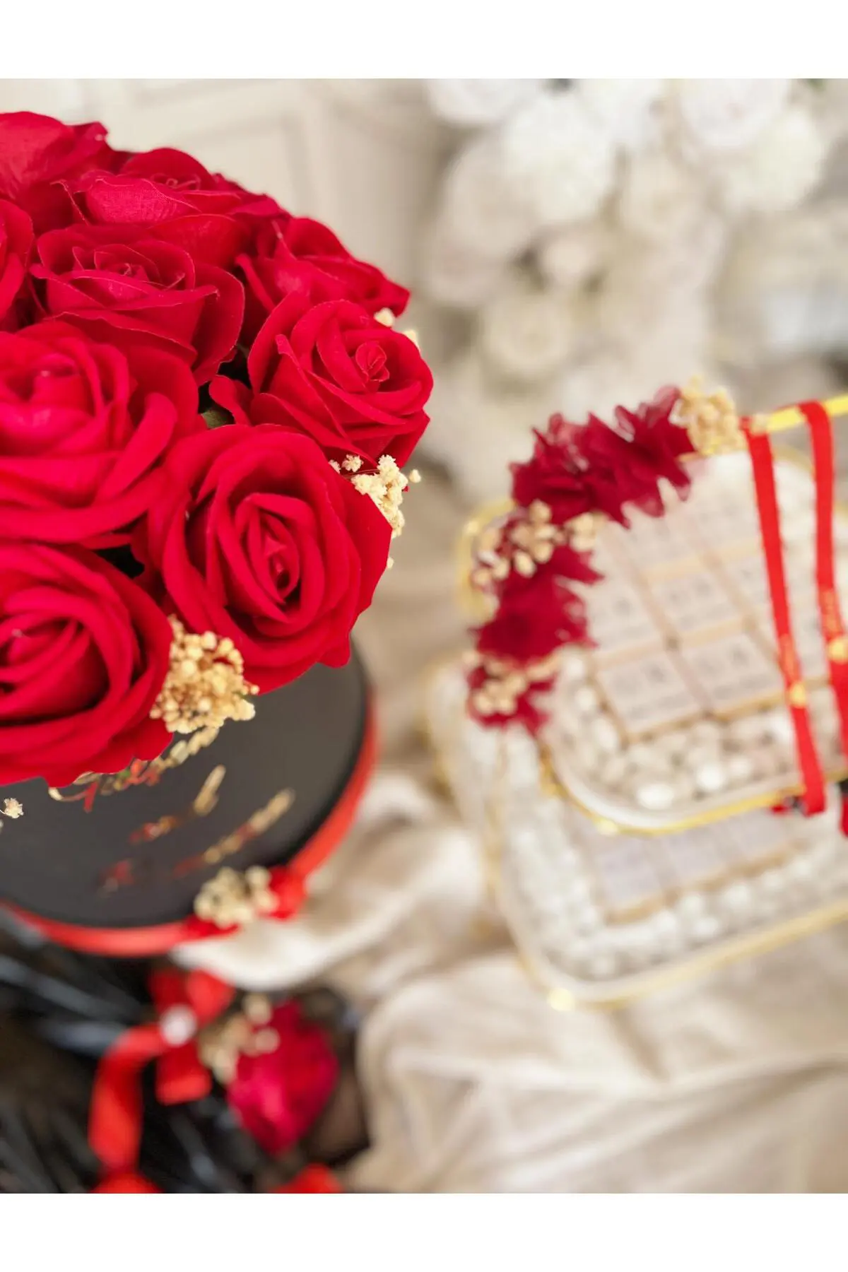 Nişan Seti 20li Kız İsteme Gülü 60lı İsimli Çikolatalık Alyans Kurdelesi ve Hediye 3 Gül - Görsel 7