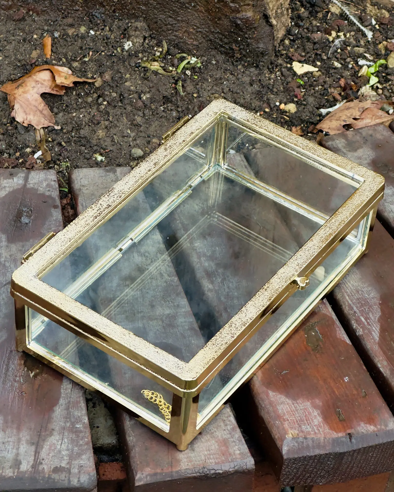 Gold Çerçeveli Cam Sunumluk Kapaklı Sandık, Çikolata Şeker Ve Takı Kutusu 25x15cm - Görsel 4